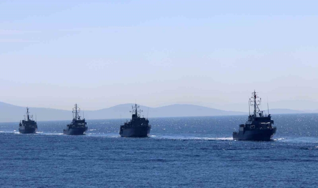 Oramiral Ercüment Tatlıoğlu: "Karadeniz'in mayın güvenliğini sağlamaya hazırız"