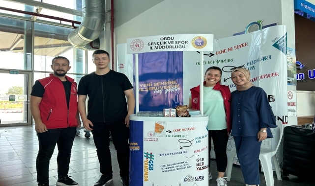 Ordu&#039;da üniversite öğrencileri kurulan stantlarda karşılandı