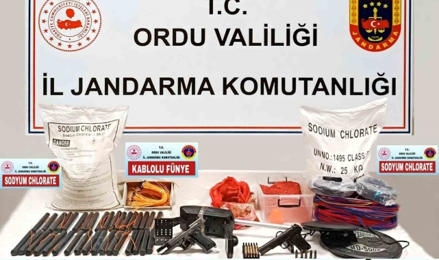 Ordu'da bir evde çok sayıda patlayıcı madde ele geçirildi