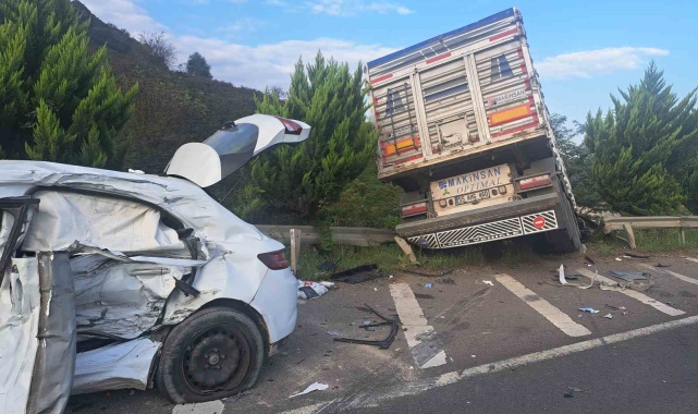 Ordu'da tünel çıkışı zincirleme kaza: 1'i ağır 5 yaralı