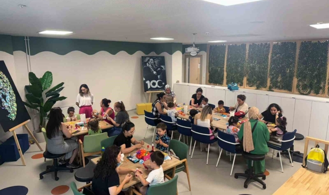 Oyuncak kütüphanesi ile çocuklar hem öğreniyor hem eğleniyor