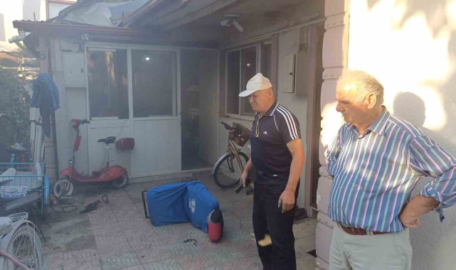 Park halindeki bisikletin aküsü patladı