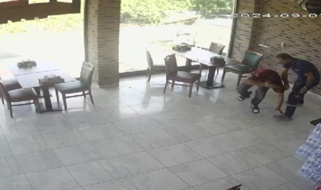 Pendik'te börekçide yaşanan kavganın başlama anlarına ait görüntüler ortaya çıktı