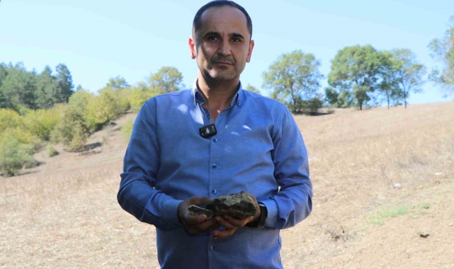 Pikniğe gittiği derenin içerisinde göktaşı bulduğunu iddia etti