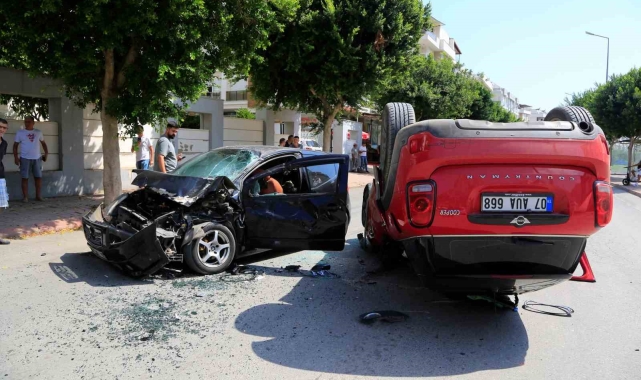 Polislere zorluk çıkardı, ters kelepçe takılınca, 'Ne kadar zor görev yaptığınızın farkındayım' dedi