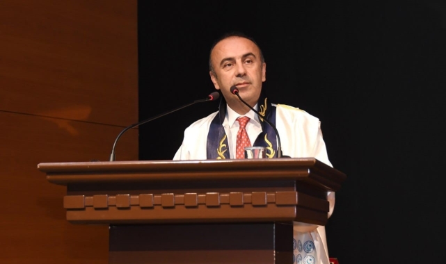 Rektör Keleş'ten akademik yılı açılış açıklaması