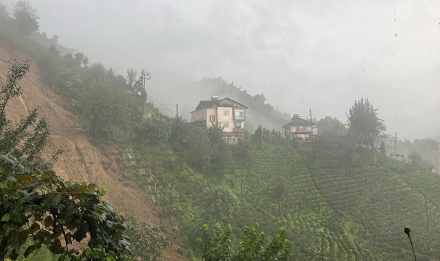 Rize'de sağanağın ardından hasar tespit çalışmaları yürütülüyor