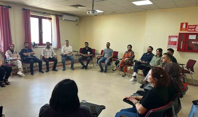 Sağlık çalışanlarına psikodrama eğitimi verildi