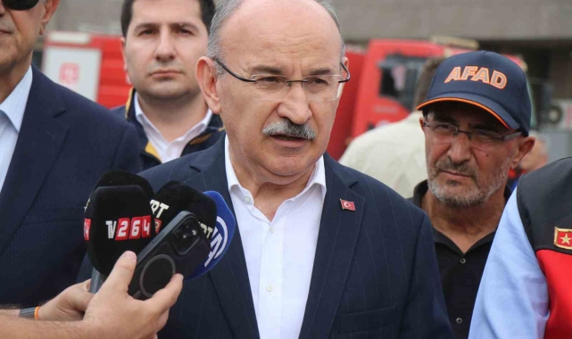 Sakarya Valisi Karadeniz: "2 yaralı entübe edildi"