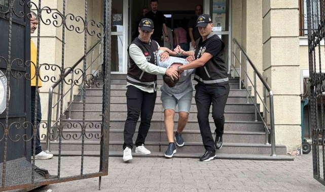 Sakaryaspor Kulüp Başkanını darbeden şahıs adliyeye sevk edildi