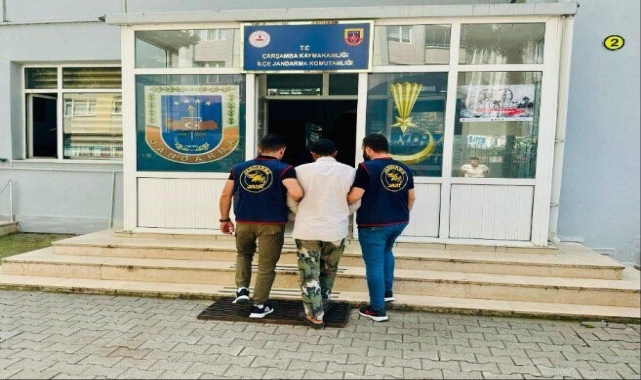 Samsun'da 17 yıl 7 ay kesinleşmiş hapis cezası bulunan firari yakalandı