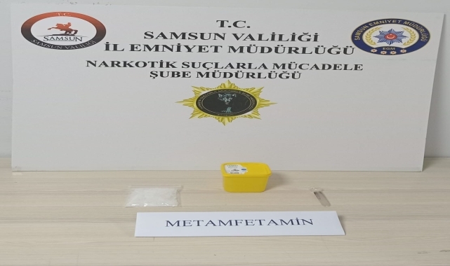 Samsun'da bir şüpheli otel odasında uyuşturucuyla yakalandı