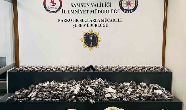 Samsun'da 92 bin 400 adet sentetik ecza ele geçirildi