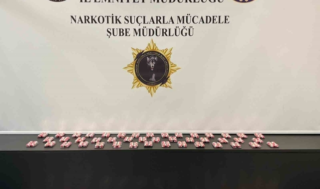 Samsun'da bir evde bin 143 adet sentetik ecza ele geçirildi