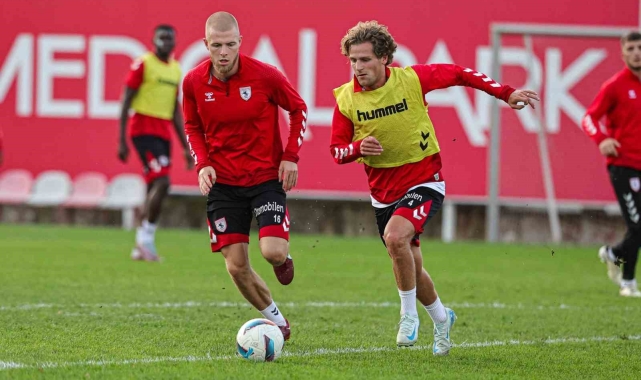 Samsunspor deplasmanda 3'te 3 peşinde