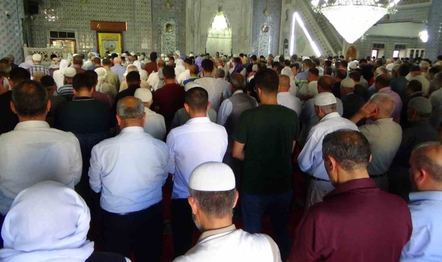 Şanlıurfa'da aktivist Ayşenur Ezgi Eygi için gıyabi cenaze namazı kılındı