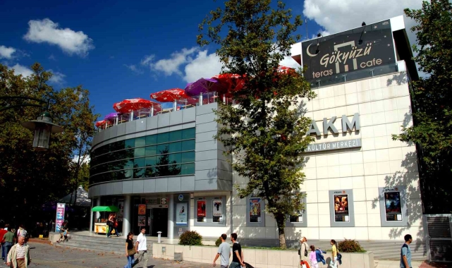 Şehrin hafızası AKM eski günlerine dönüyor