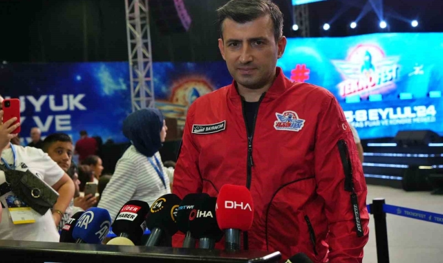 Selçuk Bayraktar: "Türkiye'nin ve dünyanın her yerinden Türk savunma sanayi sistemine büyük ilgi var"