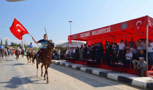 Selendi'de kurtuluşun 102. yılı coşkuyla kutlandı