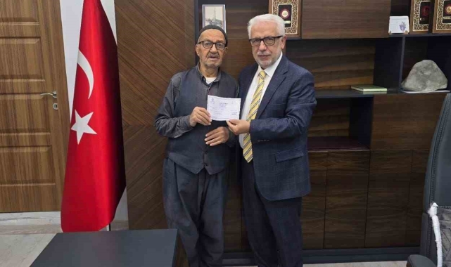 Siirt'te bir hayırsever Filistin ve Afrika için 200 bin TL bağışladı