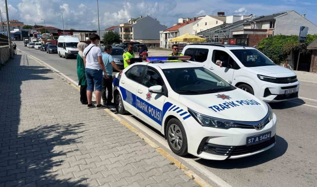 Sinop'ta otomobilin çarptığı çocuk yaralandı