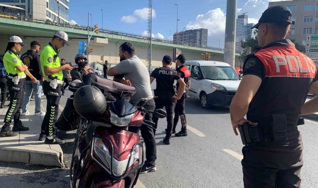 Şişli'de okul önü ve çevresinde polis denetimi