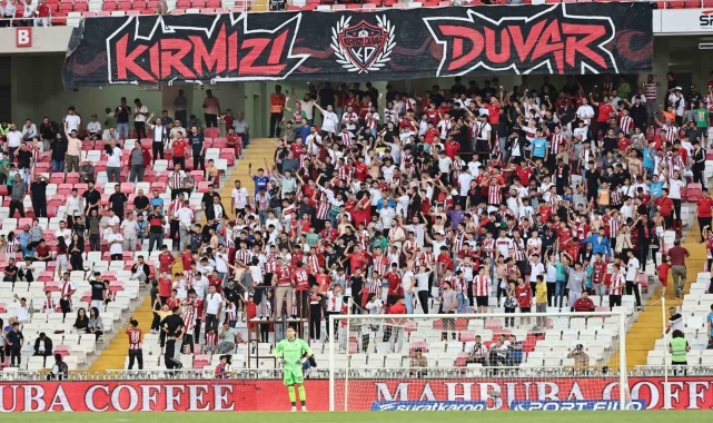 Sivasspor - Başakşehir maçının biletleri satışa çıktı