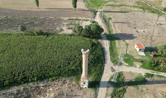 Tarlaların ortasındaki tarih, 200 yılı aşkın süredir ayakta