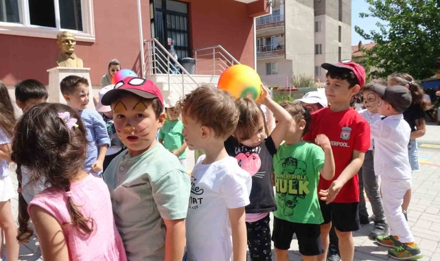 Tavşanlı'da okul öncesi şenliği
