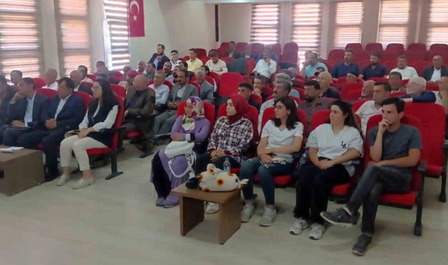 Tekman'da tarımsal desteklemeler konusunda bilgilendirme toplantısı yapıldı
