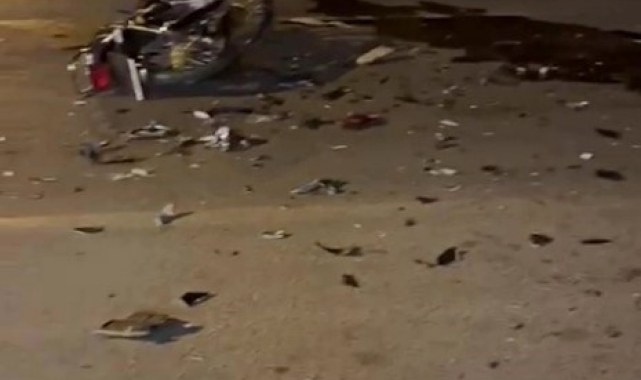 Ticari araç ile motosikletin çarpıştığı kazada 1 kişi hayatını kaybetti