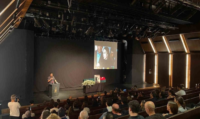 Tomris Giritlioğlu için İstanbul Devlet Tiyatrosu'nda tören düzenlendi