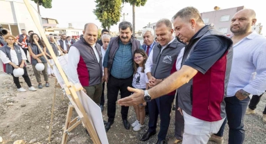 Toroslar Spor Park ve Çocuk Gelişim Merkezi inşaatında çalışmalar sürüyor