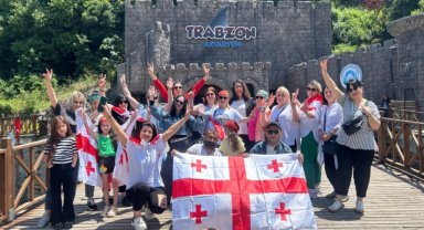 Trabzon'daki akvaryum ve kuş parkı yazın 117 bini aşkın kişiyi ağırladı