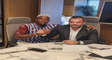 Trabzonspor, Simon Banza ile 1 yıllık sözleşme imzaladı