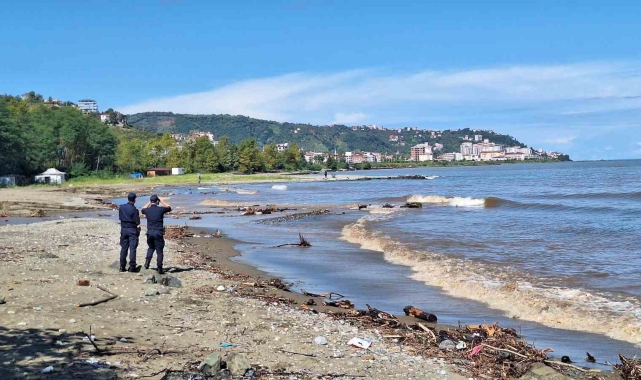 Trabzon'un Sürmene ilçesindeki selde kaybolan şahsı arama çalışmaları sürdürülüyor