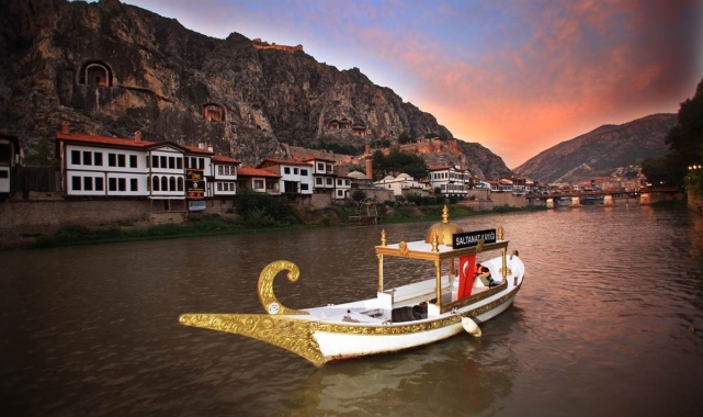 Turistlerin Türkiye hayranlığı The Guardian'da