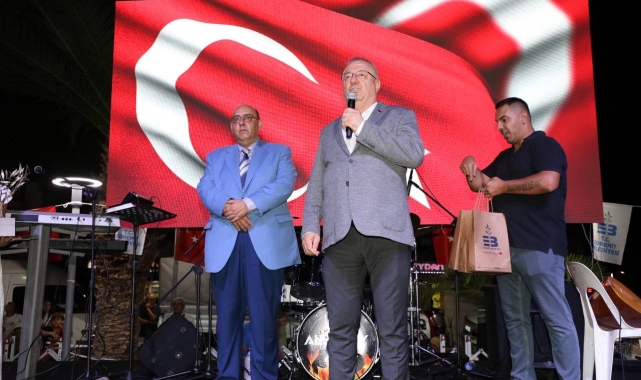 Türk ve Yunan Başkanlardan dostluk mesajları