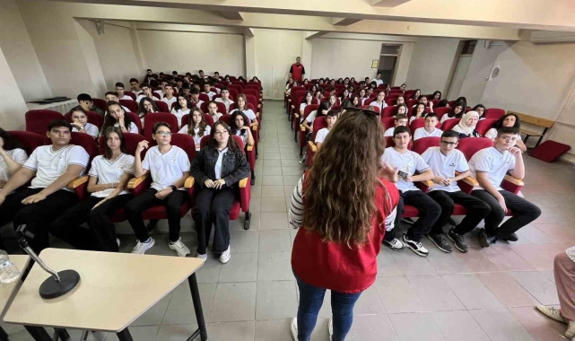 Türkiye Münazara Ligi başvuruları Aydın'da başladı