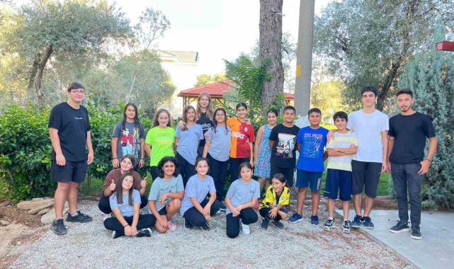 Ula'da çocuklar okul sonrası bocce ve volo ile spor yaparak zaman geçiriyor