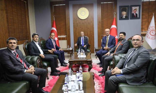 Ulaştırma ve Altyapı Bakanı Uraloğlu Bingöl'de