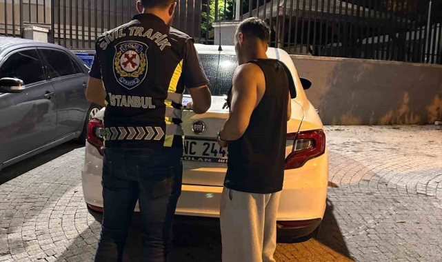 Ümraniye'de düğün konvoyunda drift yapan sürücüye 36 bin 950 TL ceza