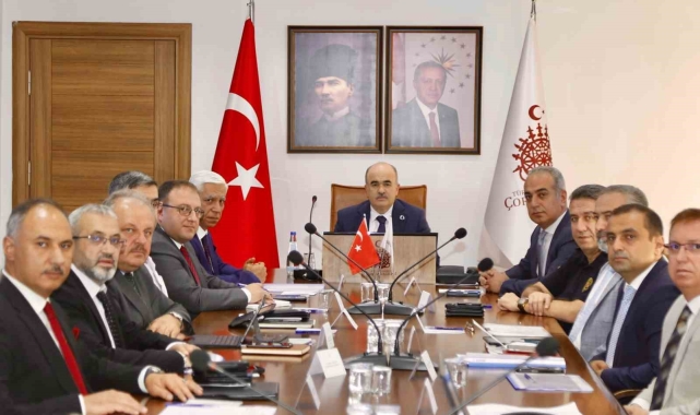 Vali Dağlı, "Çorum'un yöresel ürünlerini dünyaya tanıtacağız"