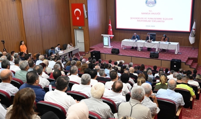 Vali Ünlü, Şehzadeler ve Yunusemre muhtarlarını dinledi