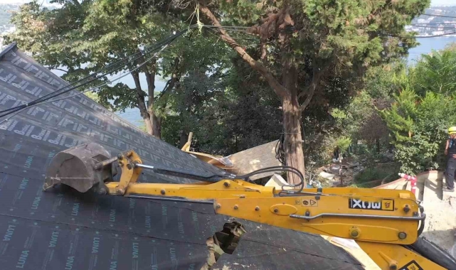 Vaniköy'de kaçak yapılar yıkım havadan görüntülendi
