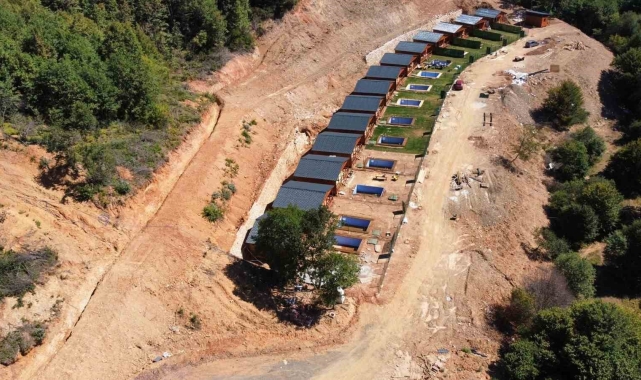 Yalova'da 25 kaçak yapı yıkıldı