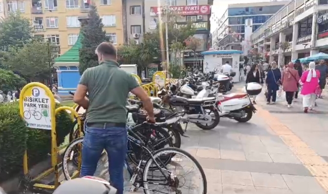 Yayaların kullanacağı alanları işgal eden motosiklet sürücüleri cezadan kaçamadı