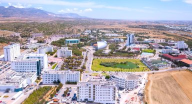 YDÜ'den 18 akademisyen en etkili bilim insanları listesinde yer aldı