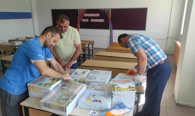 Yozgat'ta öğretmenler, okullarını yeni eğitim yılına hazırladı