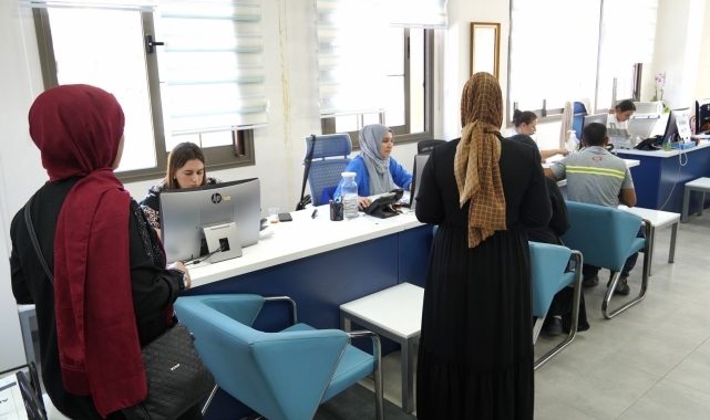 Yunusemre Belediyesinden kırtasiye yardımı